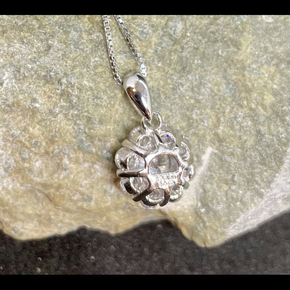 Laurie necklace from Tocara - Picture 4 of 5